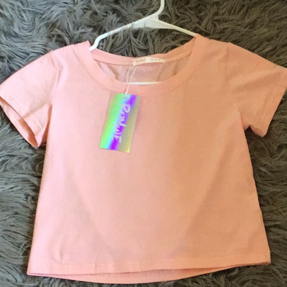 ROMWE PINK CROPPED T-Shirt - Picture 2 of 2